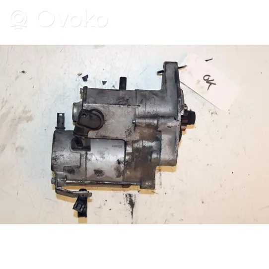 Toyota Yaris Starter motor 