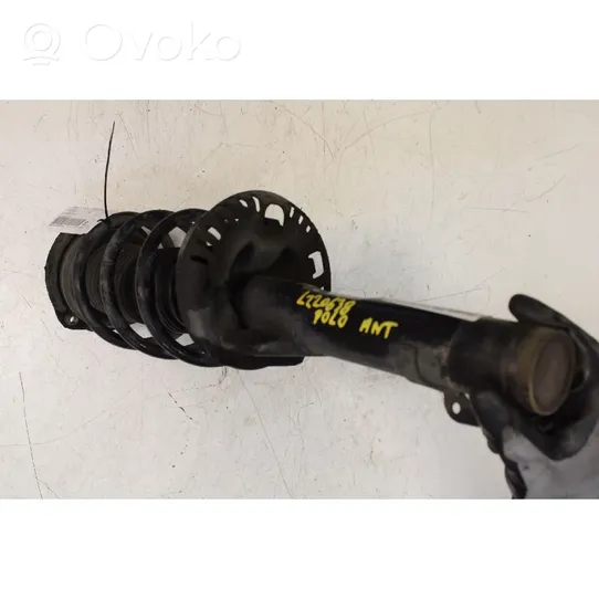 Volkswagen Polo IV 9N3 Front shock absorber/damper 