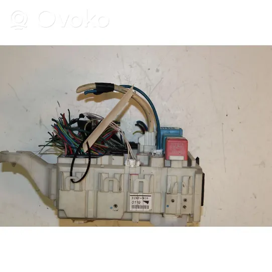 Toyota Auris 150 Fuse module 