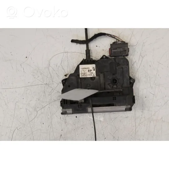 Opel Corsa D Rear door lock 