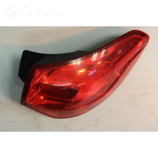 Opel Astra J Lampa tylna 