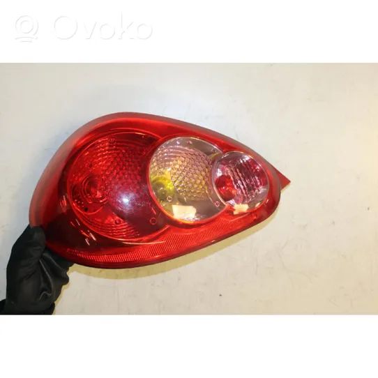 Toyota Aygo AB10 Lampa tylna 