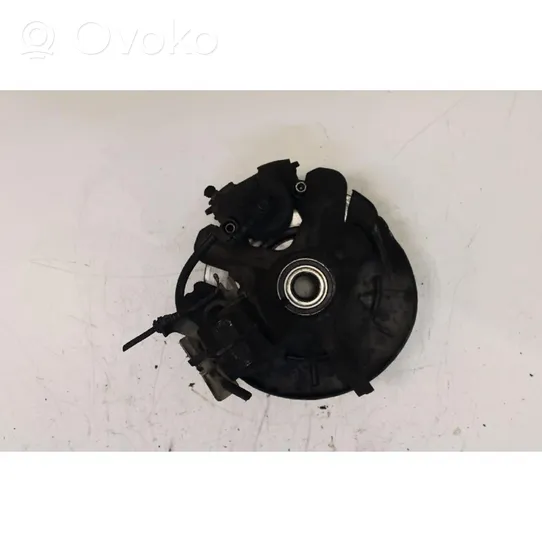 Volkswagen Polo IV 9N3 Front wheel hub 