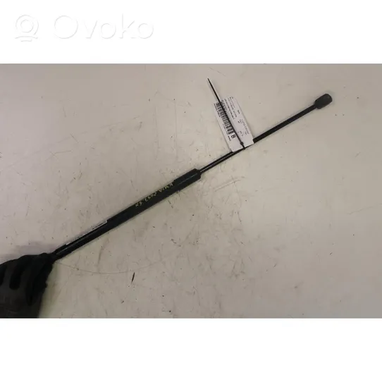 Seat Ibiza V (KJ) Rear window strut damper 