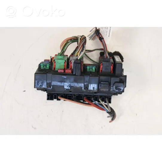 Peugeot 206+ Module de fusibles 