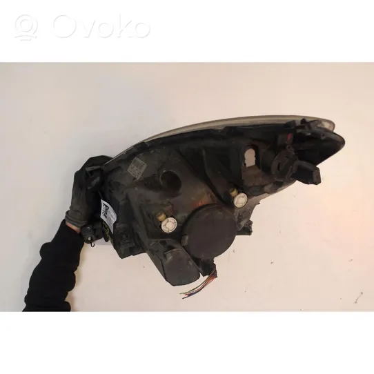 Opel Agila B Lampa przednia 35100-52K00