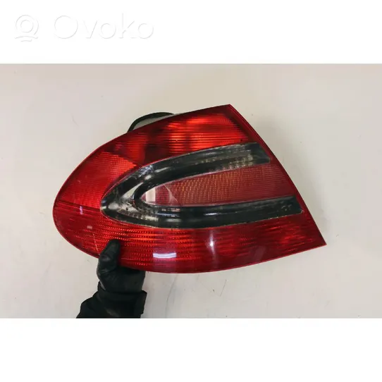 Mercedes-Benz CLK AMG A209 C209 Lampa tylna 