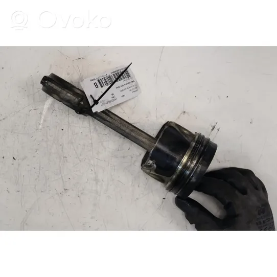 Volkswagen Polo V 6R Piston with connecting rod 