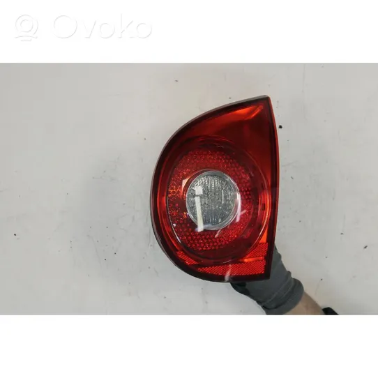 Volkswagen Golf V Lampa tylna 