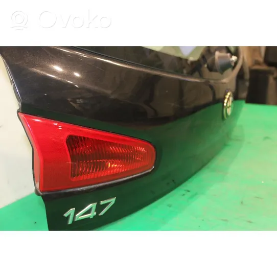 Alfa Romeo 147 Takaluukun/tavaratilan kansi 