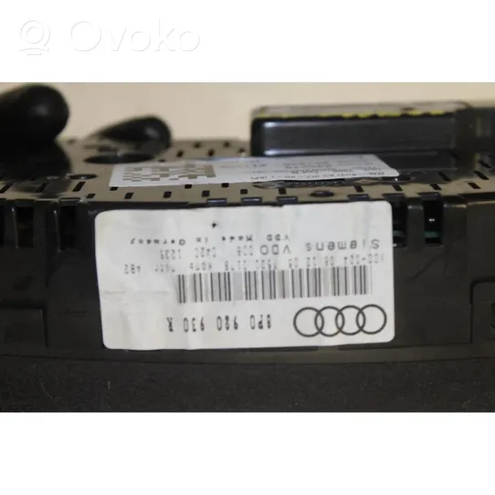 Audi A3 S3 8P Speedometer (instrument cluster) 