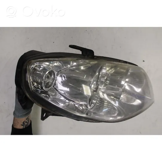 Fiat Punto (188) Lampa przednia 