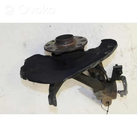 Volkswagen Golf VII Front wheel hub 