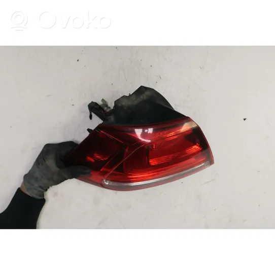 Volkswagen Golf VII Lampa tylna 5G0945095M