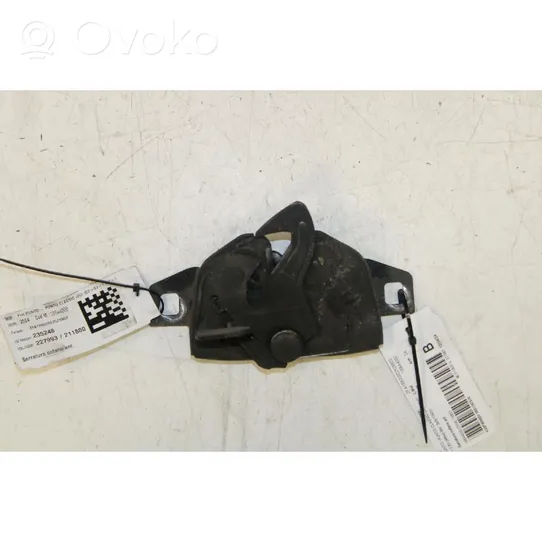 Fiat Punto (188) Tie down hook / loop 