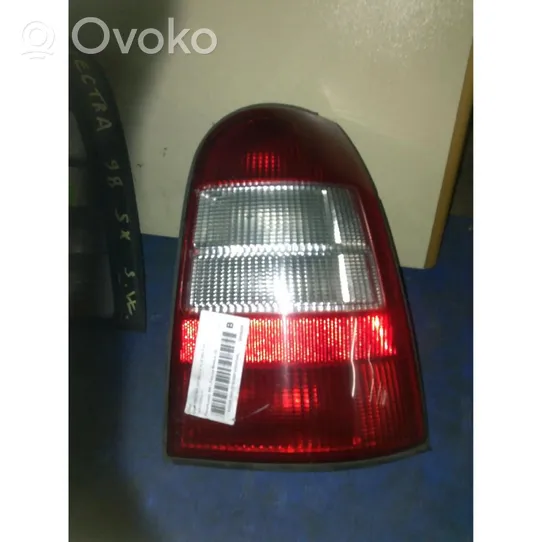 Opel Vectra B Lampa tylna 