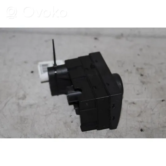 Opel Vectra C Light switch 