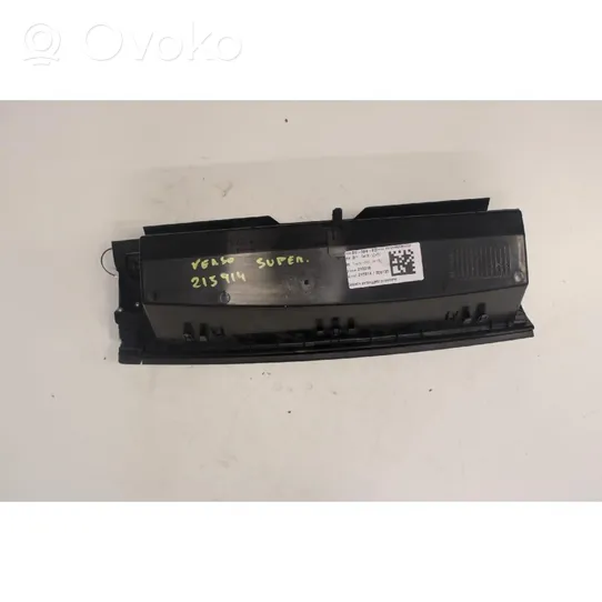 Toyota Verso Glove box 