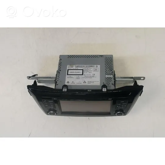 Nissan Qashqai Radio/CD/DVD/GPS-pääyksikkö 