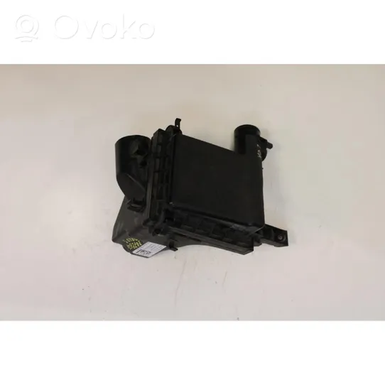 Toyota Prius (XW30) Boîtier de filtre à air 17812-37030