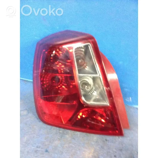 Daewoo Nubira Aizmugurējais lukturis virsbūvē 