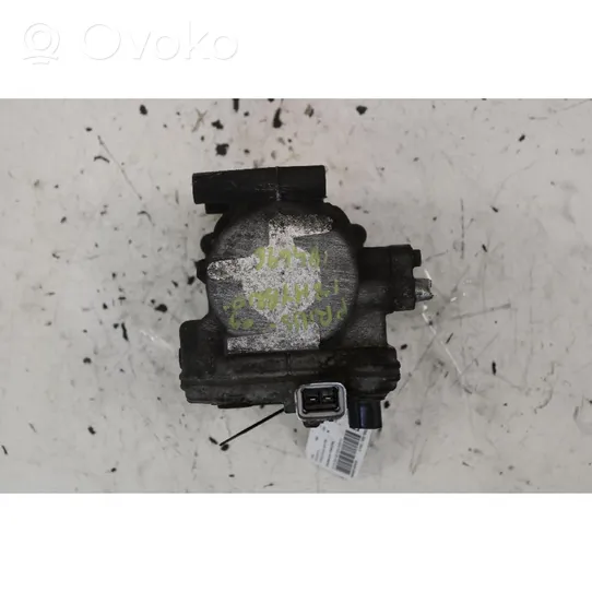 Toyota Prius (XW30) Ilmastointilaitteen kompressorin pumppu (A/C) 