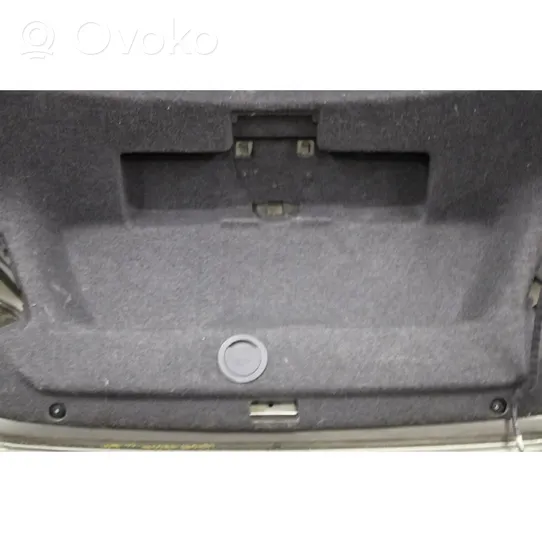 Volkswagen PASSAT CC Puerta del maletero/compartimento de carga 