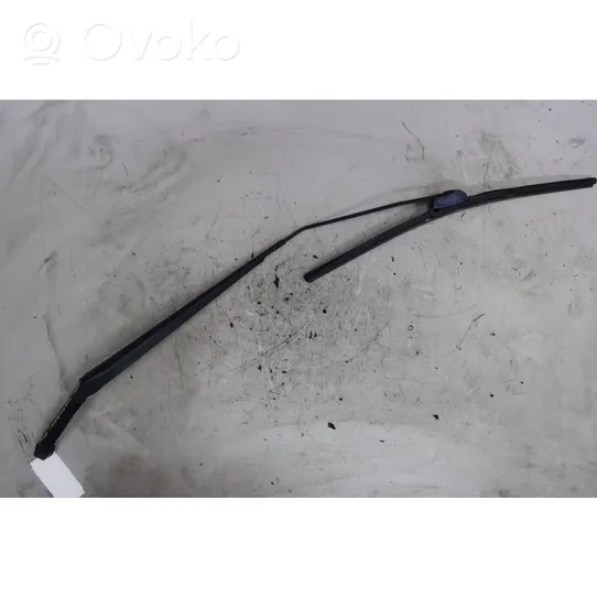 Chrysler Grand Voyager V Front wiper blade arm 