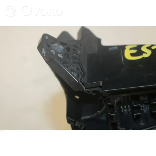 Hyundai Ioniq Fuse module 