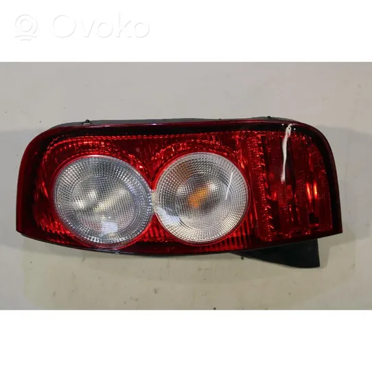 Nissan Micra C+C Lampa tylna 