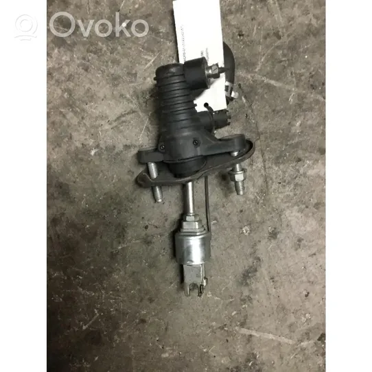 Toyota RAV 4 (XA30) Główny cylinder sprzęgła 