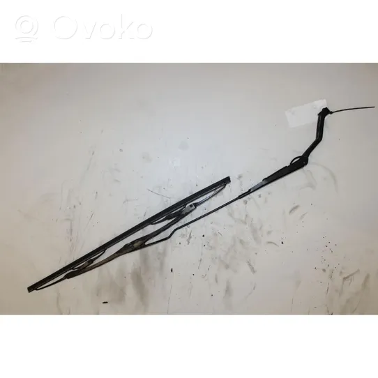 Volvo S40, V40 Front wiper blade arm 