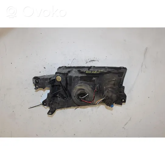 Mazda Demio Lampa przednia 