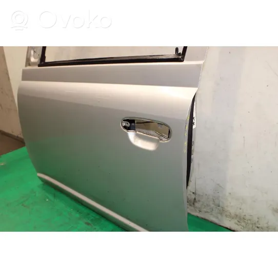 Toyota Yaris Front door 