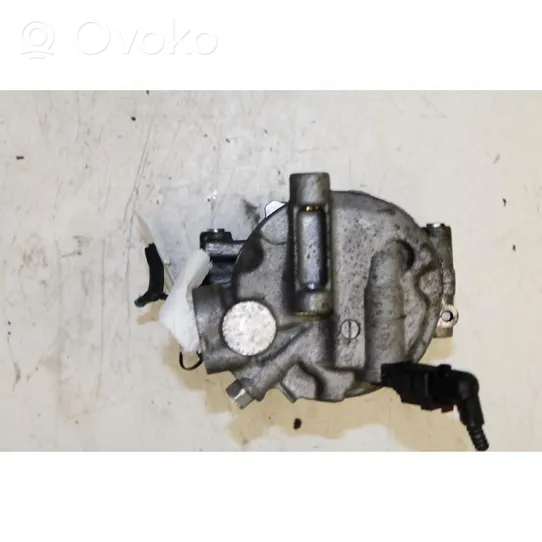 Audi A4 S4 B8 8K Ilmastointilaitteen kompressorin pumppu (A/C) 