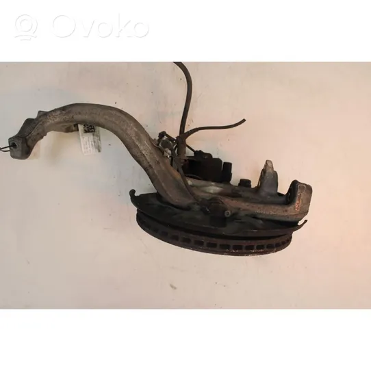 Audi A4 S4 B7 8E 8H Mozzo ruota anteriore 