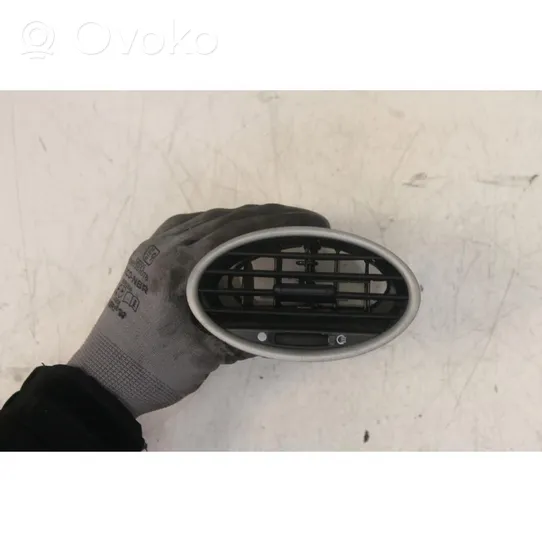 Ford Focus Dash center air vent grill 