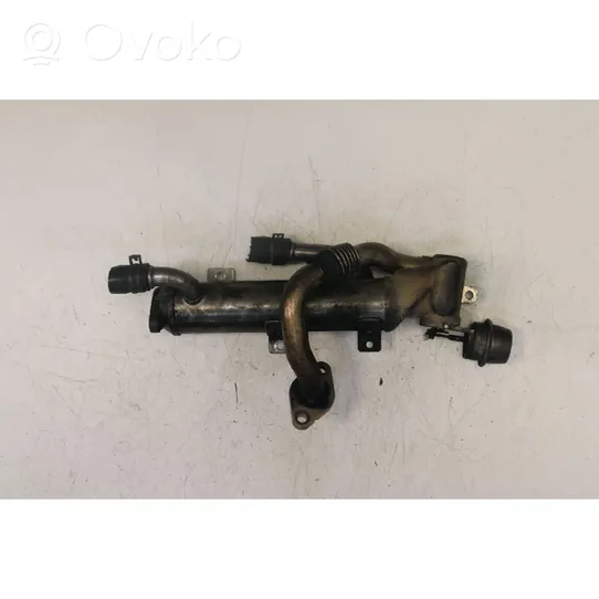 Audi A4 S4 B7 8E 8H Supporto della valvola di raffreddamento EGR 