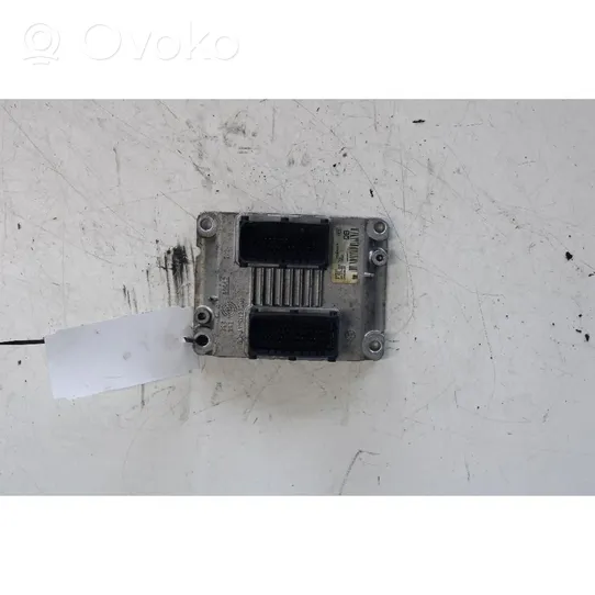 Opel Corsa C Fuel injection control unit/module 