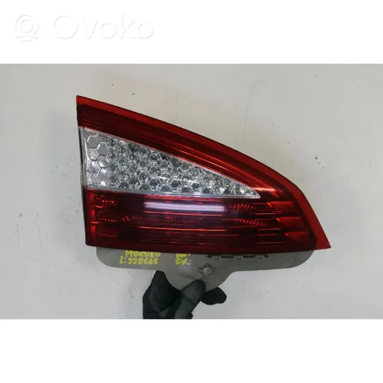 Ford Mondeo MK IV Lampa tylna 