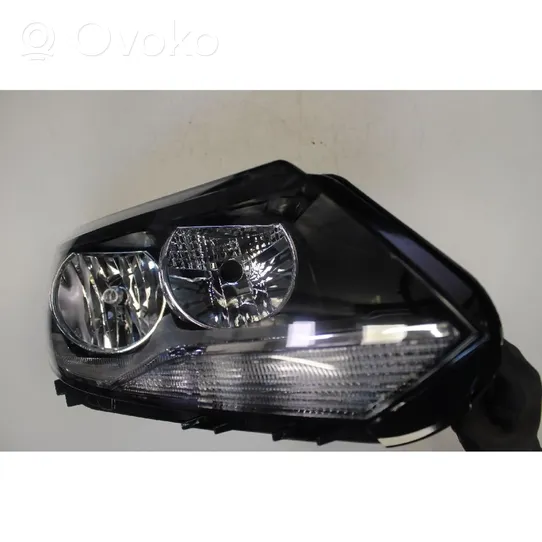 Volkswagen Tiguan Lampa przednia 