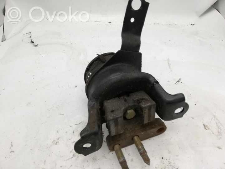 Toyota Avensis T220 Engine mount bracket NOCODE