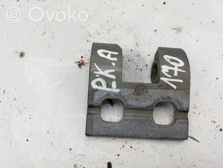 BMW 3 E90 E91 Front door lower hinge A046574