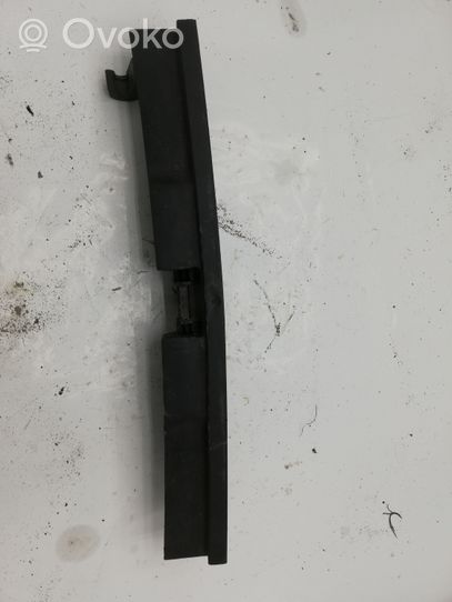 Volkswagen Touareg I Tailgate/trunk/boot lid buffer 7L6864225B