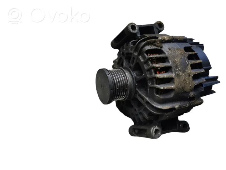 Mercedes-Benz C W204 Alternator A0141541402