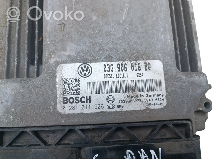 Volkswagen Touran I Moottorin ohjainlaite/moduuli 03G906016BQ