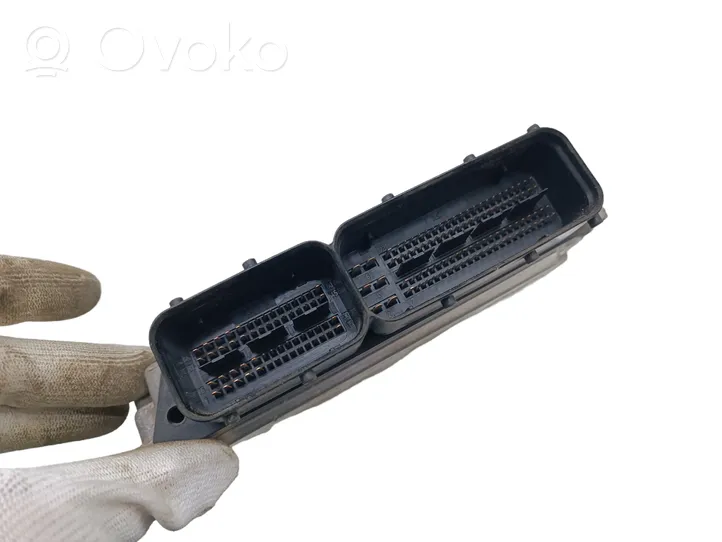 Volkswagen Touran I Sterownik / Moduł ECU 03G906016BQ