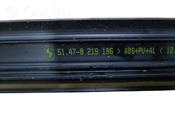 BMW 3 E46 Priekinio slenksčio apdaila (vidinė) 51478219186