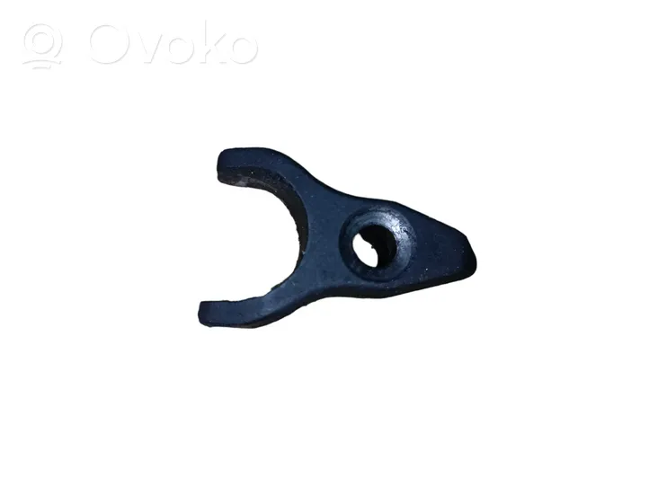 Toyota Corolla Verso E121 Fuel Injector clamp holder 