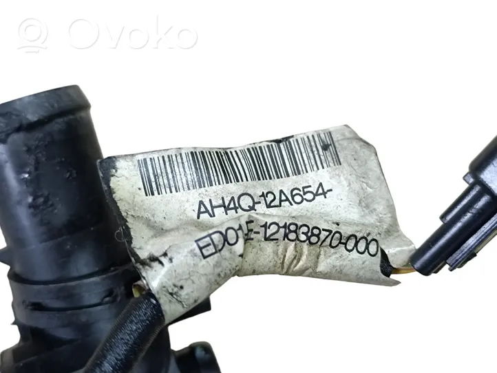 Land Rover Range Rover L322 Tubo flessibile del liquido di raffreddamento del motore AH4Q12A654